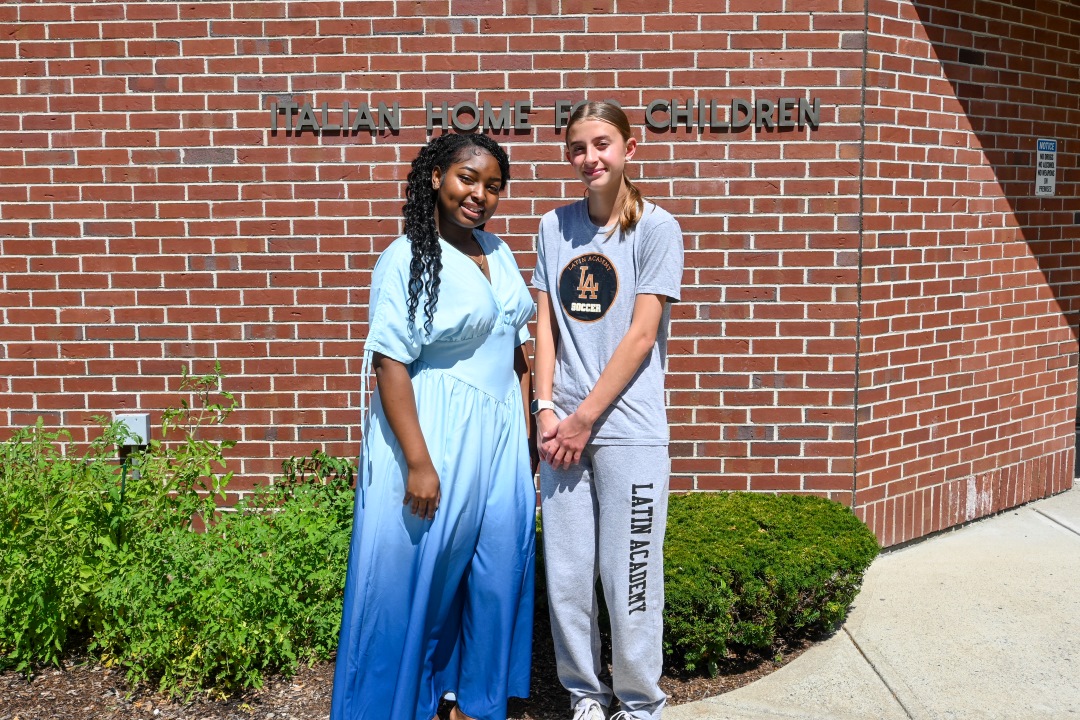 Woose Emile (left) and Hazel O’Rourke (right). Interns Support Mental Health Services